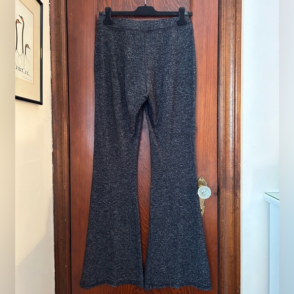 American Eagle Flared Sweatpants Dark Heather Grey M Tall - Picture 2 of 3